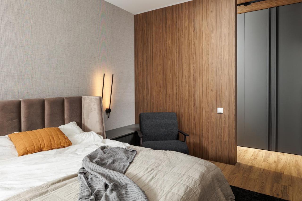 Mandala Designer Apartments With Free Private Parking, Near Mall Coresi บราชอฟ ภายนอก รูปภาพ